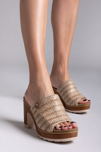 Mules με ψάθινη φάσα Refresh 172703 - Τάουπε - thefashionproject.gr - Refresh