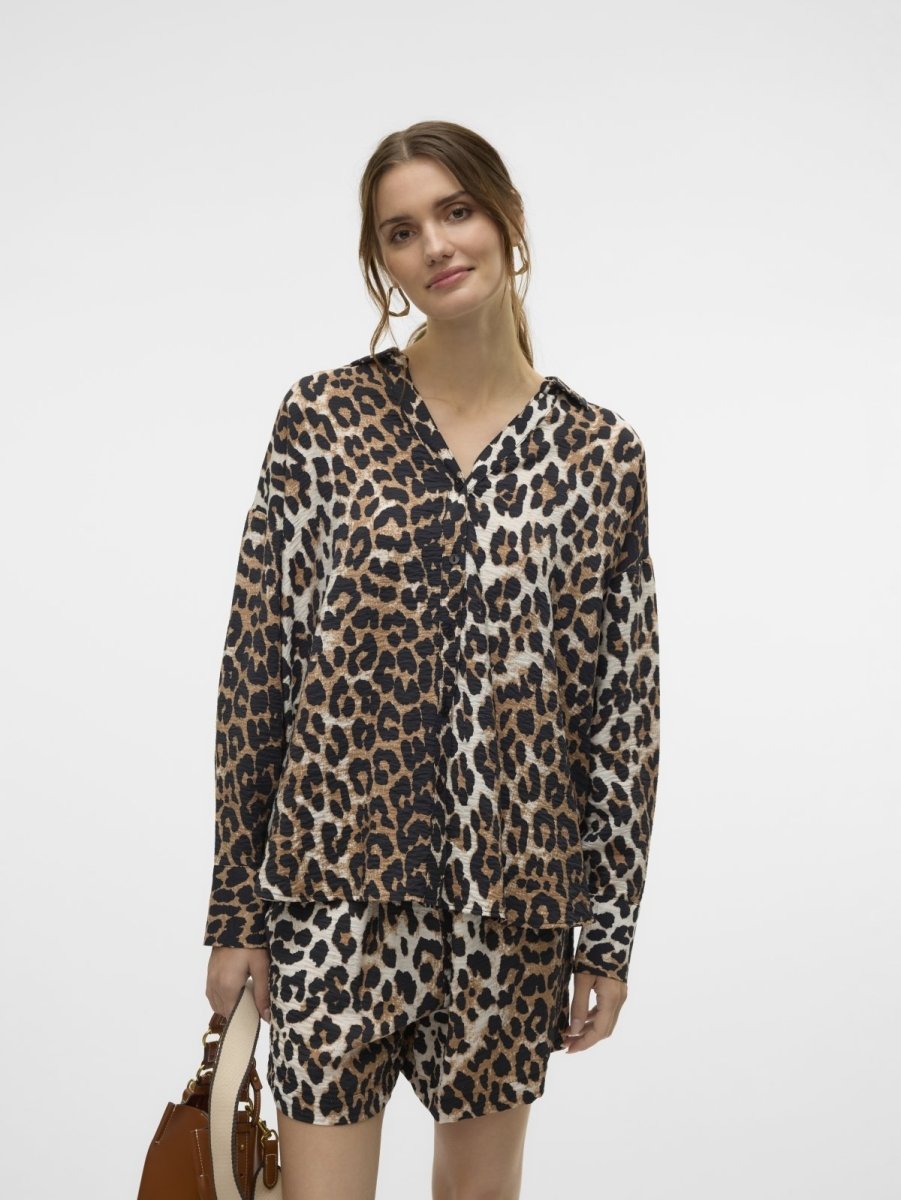 Oversize πουκάμισο με print Vero Moda 10315150 - Leopard - thefashionproject.gr - VERO MODA