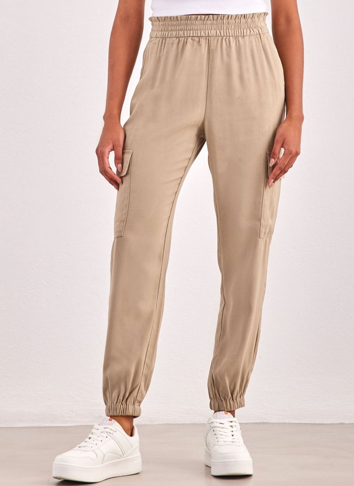 Παντελόνι cargo υφασμάτινο ONLY 15245364 - Άμμου - thefashionproject.gr - ONLY