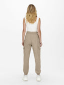 Παντελόνι cargo υφασμάτινο ONLY 15245364 - Άμμου - thefashionproject.gr - ONLY