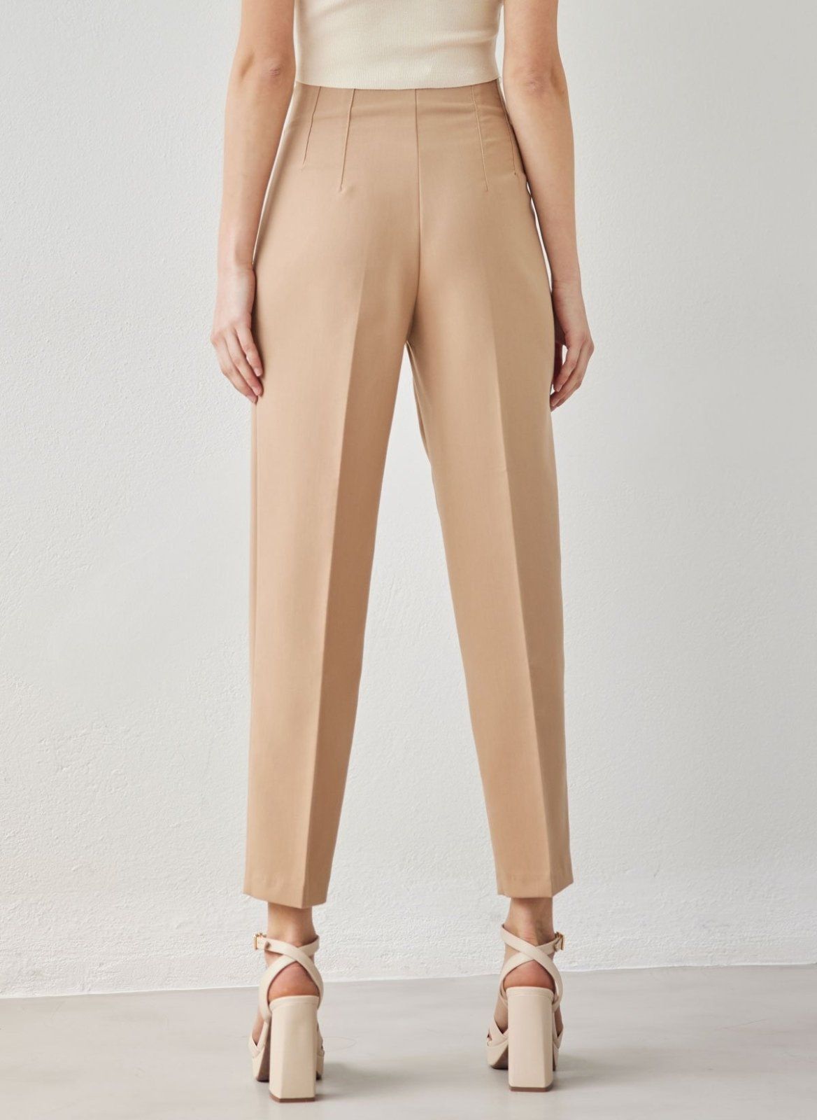 Παντελόνι chino με μικρό άνοιγμα - Κάμελ - thefashionproject.gr - The Fashion Project