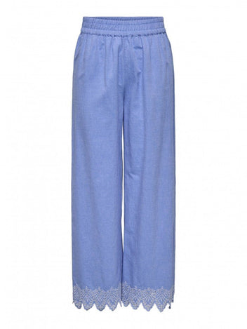 Παντελόνι με δαντέλα κιπούρ ONLY 15343184 - Γαλάζιο - thefashionproject.gr - ONLY