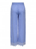 Παντελόνι με δαντέλα κιπούρ ONLY 15343184 - Γαλάζιο - thefashionproject.gr - ONLY