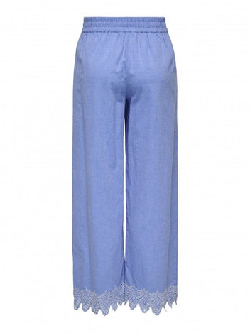 Παντελόνι με δαντέλα κιπούρ ONLY 15343184 - Γαλάζιο - thefashionproject.gr - ONLY