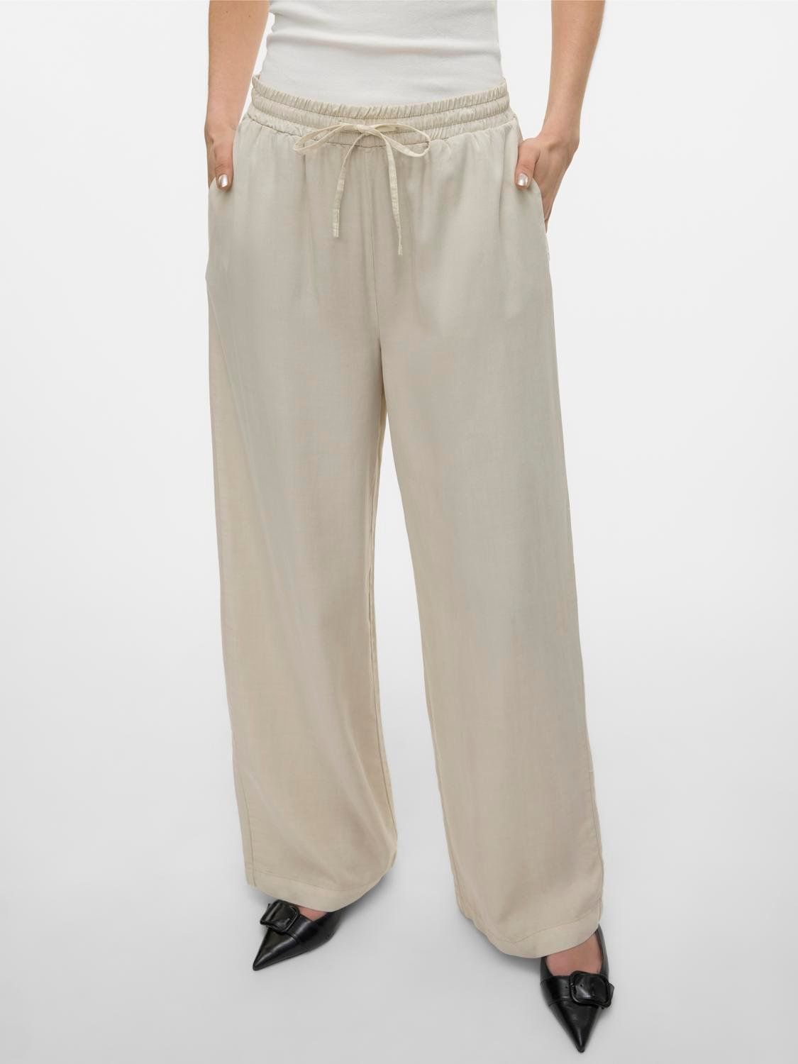Παντελόνι σε loose γραμμή Vero Moda 10304898 - Μπεζ - thefashionproject.gr - VERO MODA