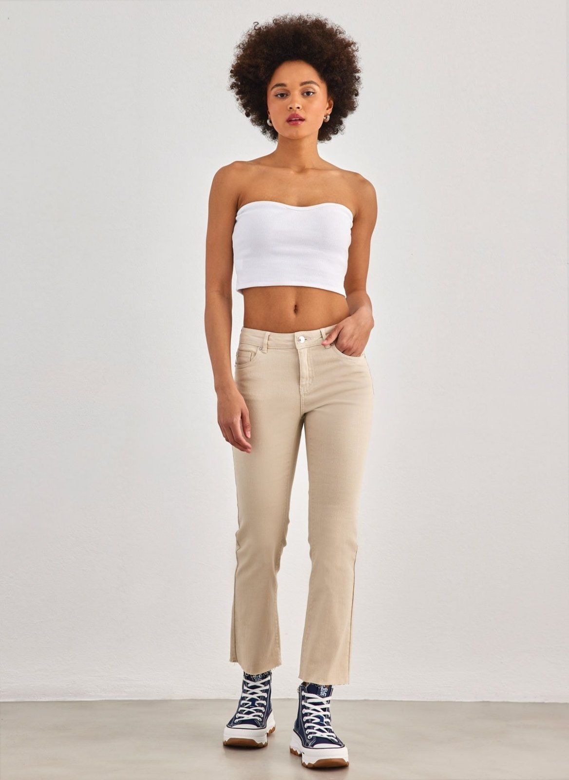 Παντελόνι τζιν SHEILA flare Vero Moda 10289924 - Μπεζ - thefashionproject.gr - VERO MODA