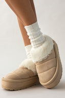 Παντόφλες με συνθετική γούνα ERYNN - Μπεζ - thefashionproject.gr - ERYNN