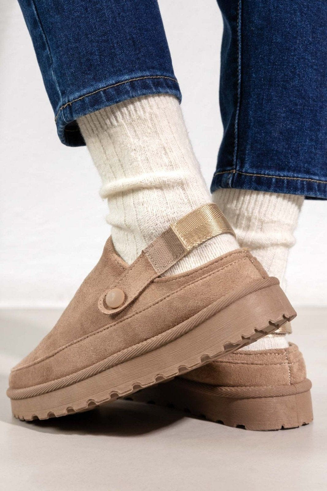 Παντόφλες suede με velcro και συννθετική γούνα ERYNN - Τάουπε - thefashionproject.gr - ERYNN