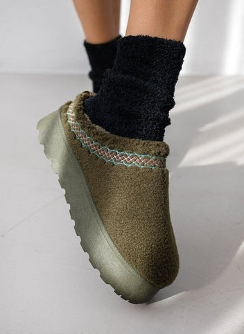 Παντόφλες teddy με συνθετική γούνα - Χακί - thefashionproject.gr - ERYNN