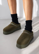 Παντόφλες teddy με συνθετική γούνα - Χακί - thefashionproject.gr - ERYNN