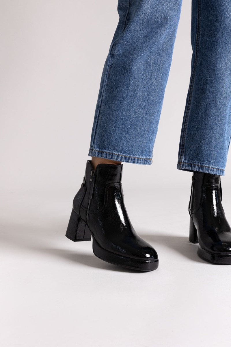 Patent Ankle Boots Xti 144272 with Block Heel - Black Patent - thefashionproject.gr - Xti Footwear