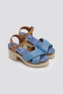 Πέδιλα crossover από ψάθα Refresh 172637 - Μπλε jean - thefashionproject.gr - Refresh