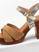 Πέδιλα crossover suede με τρουκς ERYNN - Κάμελ - thefashionproject.gr - ERYNN