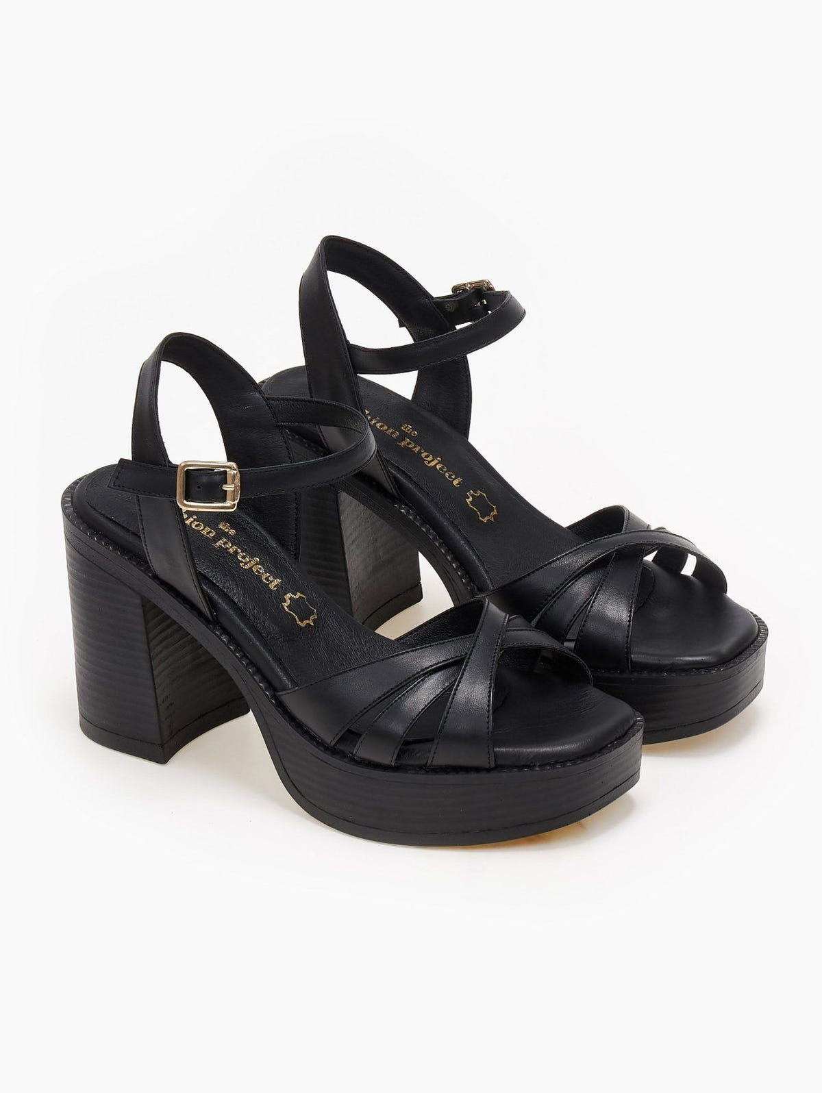Πέδιλα δερμάτινα crossover με μπαρέτα - Μαύρο - thefashionproject.gr - TFP