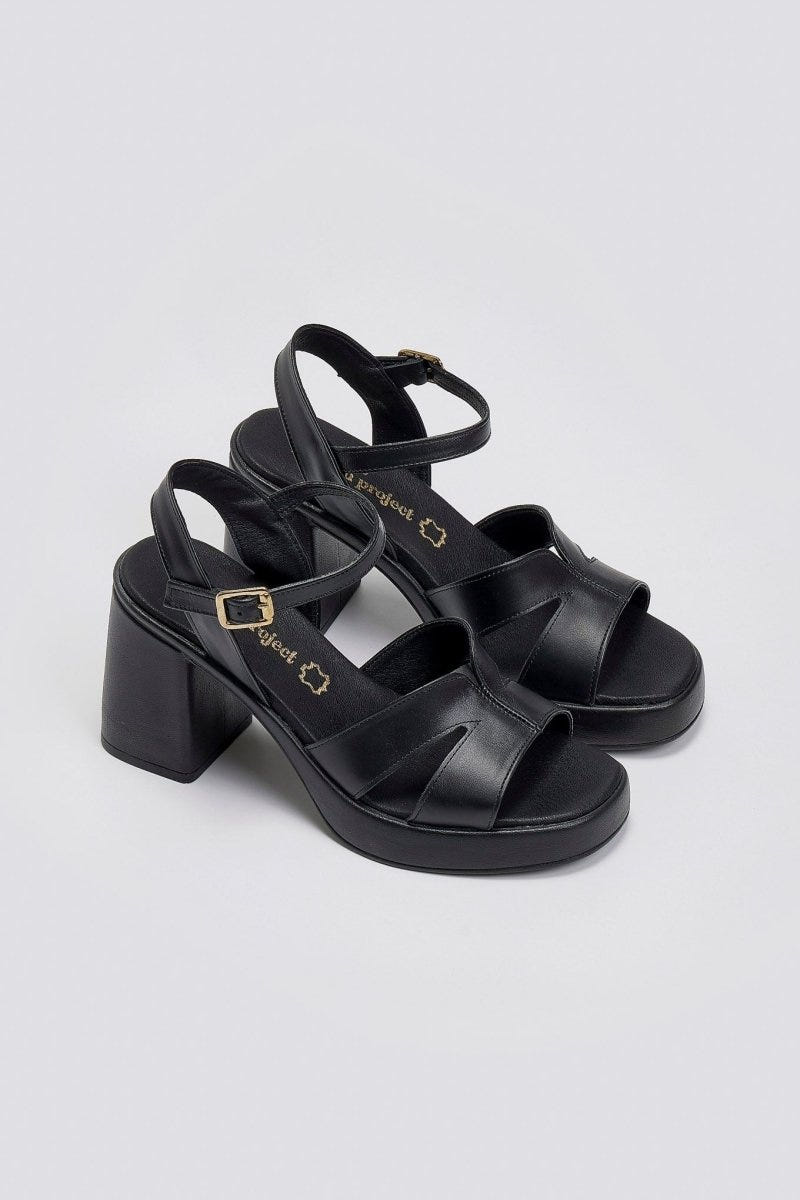 Πέδιλα δερμάτινα με ανοίγματα Tfp - Μαύρο - thefashionproject.gr - TFP