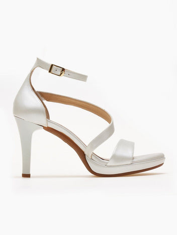 Πέδιλα δερμάτινα με λεπτή φιάπα Ragazza 0932 - Λευκό - thefashionproject.gr - RAGAZZA