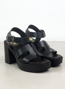 Πέδιλα δερμάτινα με με ανοίγματα TFP - Μαύρο - thefashionproject.gr - TFP