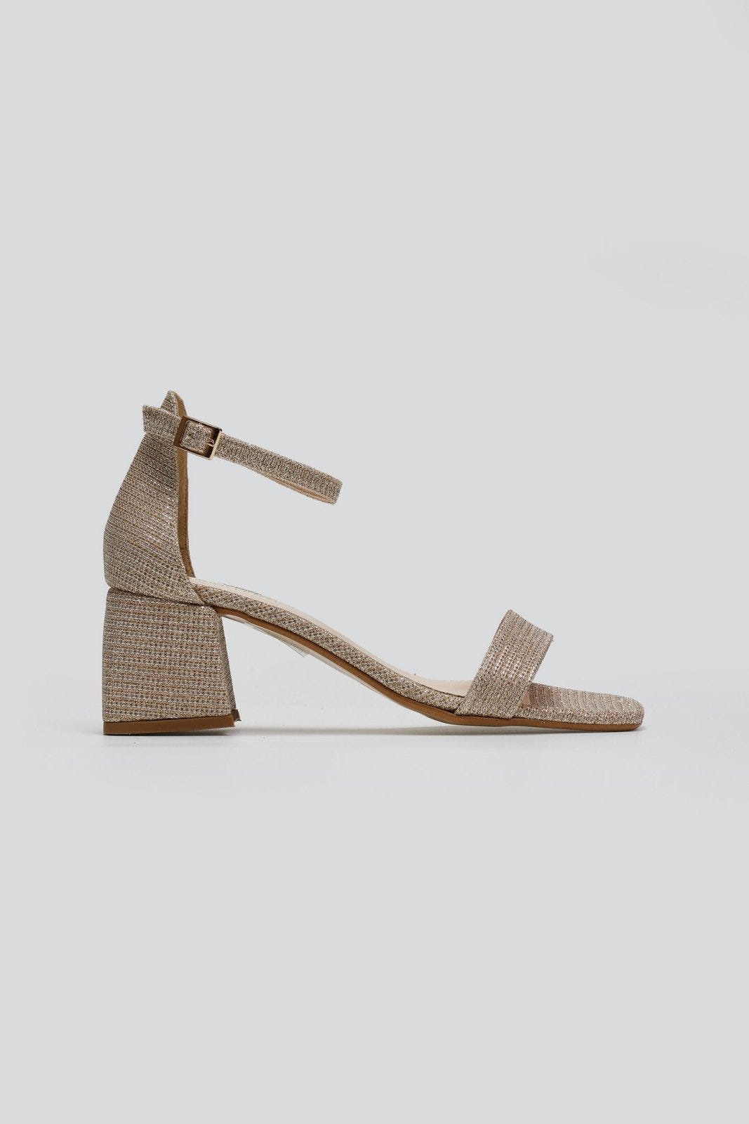 Πέδιλα γκλίτερ με μπαρέτα TFP - Nude - thefashionproject.gr - TFP