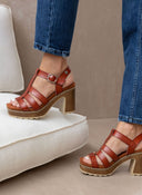 Πέδιλα gladiator με μπαρέτα Refresh 171878 - Ταμπά - thefashionproject.gr - Xti Footwear