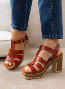 Πέδιλα gladiator με μπαρέτα Refresh 171878 - Ταμπά - thefashionproject.gr - Xti Footwear