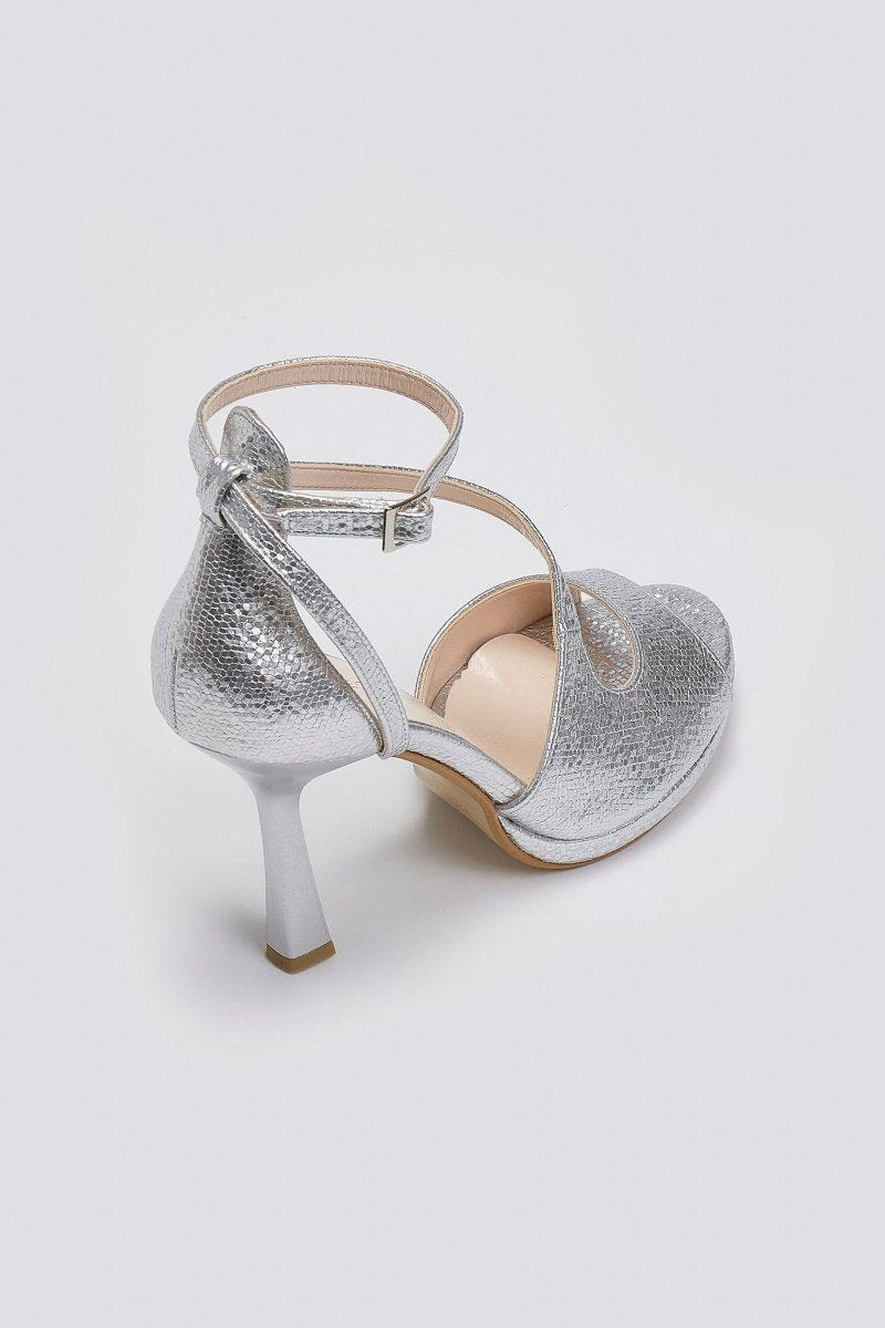 Πέδιλα με ανάγλυφο pattern TFP - Ασημί - thefashionproject.gr - TFP