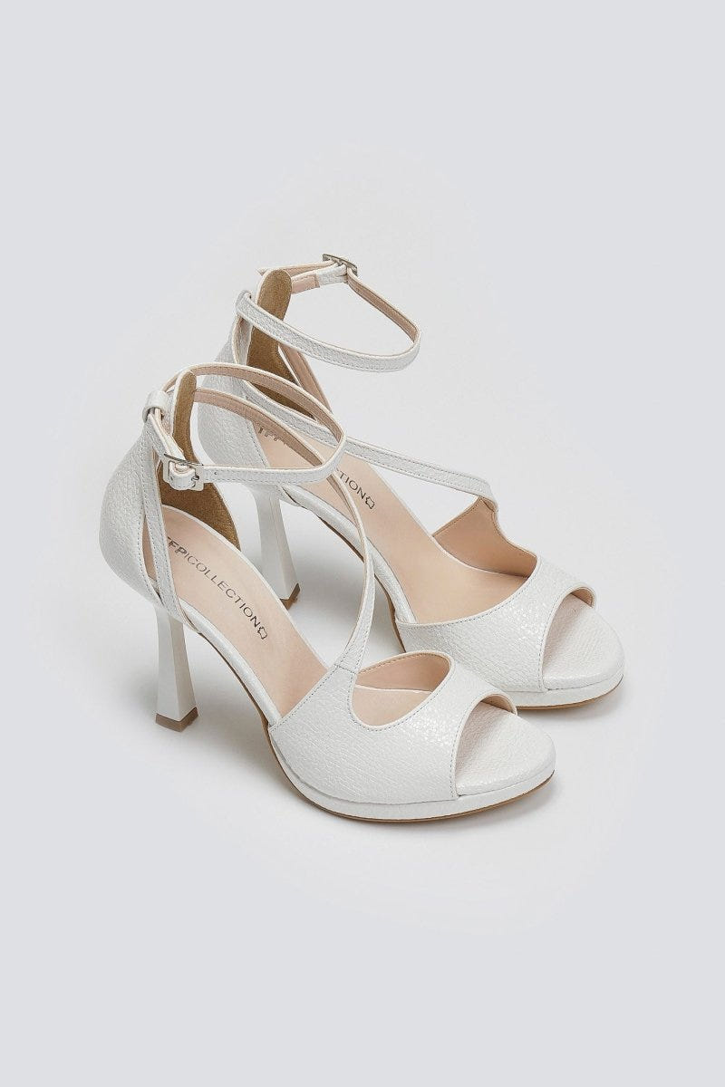 Πέδιλα με ανάγλυφο pattern TFP - Λευκό Πέρλα - thefashionproject.gr - TFP