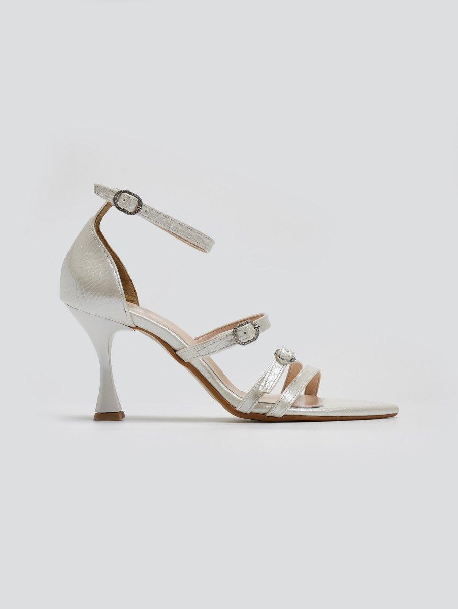 Πέδιλα με ανάγλυφο print Tfp - Λευκό Πέρλα - thefashionproject.gr - TFP