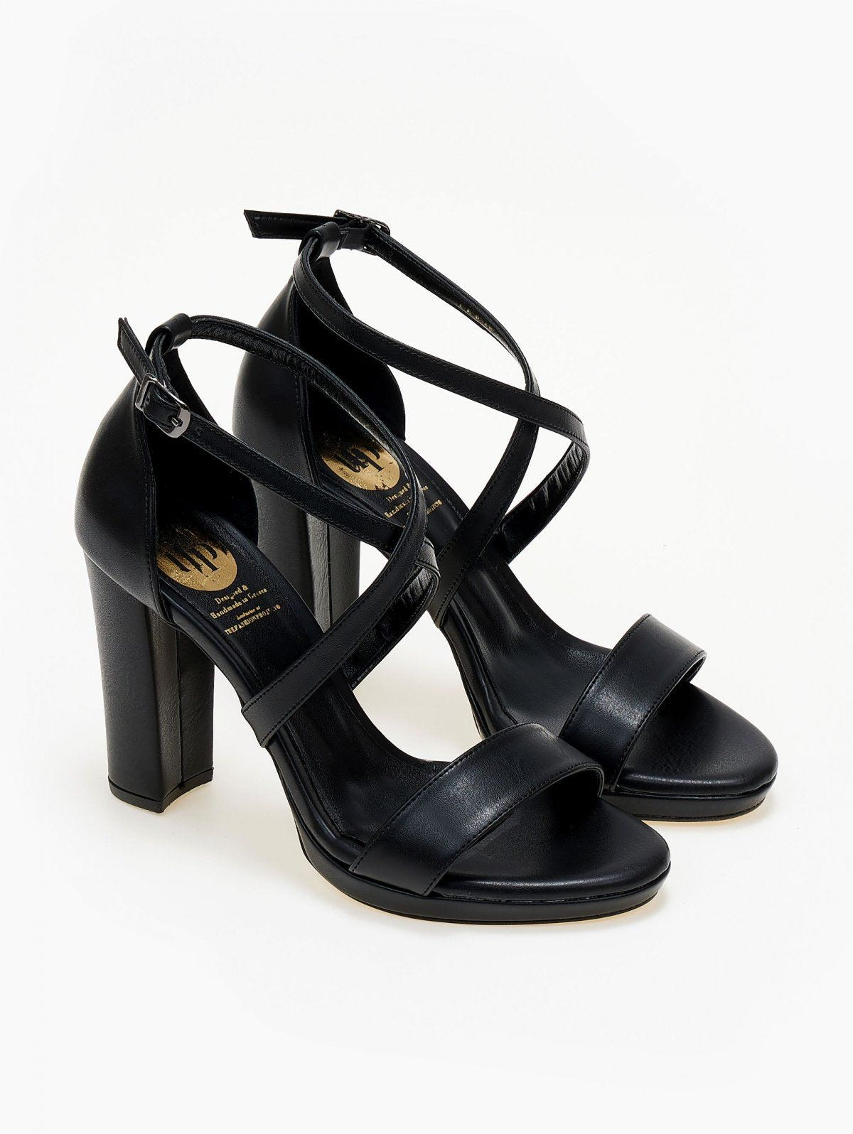 Πέδιλα με croosssover σχέδιο TFP - Μαύρο - thefashionproject.gr - TFP