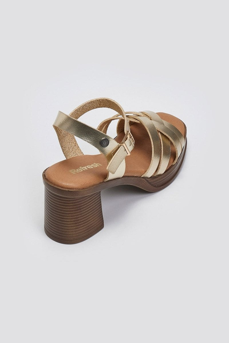 Πέδιλα με crossover λουράκια Refresh 172851 - Χρυσό - thefashionproject.gr - Refresh