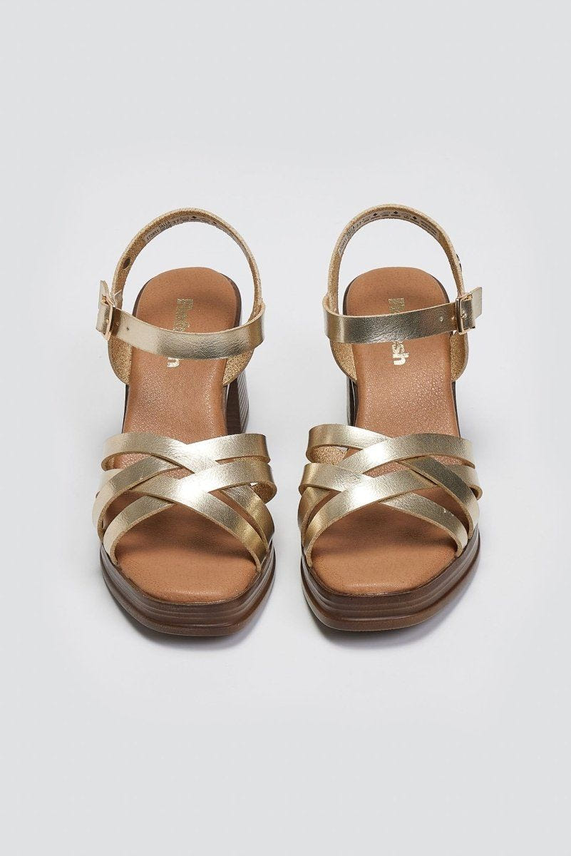 Πέδιλα με crossover λουράκια Refresh 172851 - Χρυσό - thefashionproject.gr - Refresh