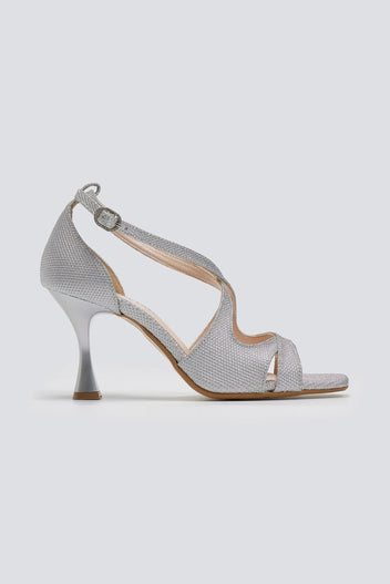 Πέδιλα με crossover λουράκια TFP - Ασημί - thefashionproject.gr - TFP