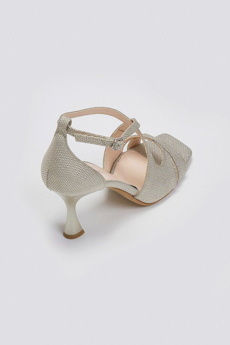 Πέδιλα με crossover λουράκια TFP - Χρυσό - thefashionproject.gr - TFP