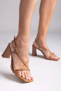 Πέδιλα με crossover σχέδιο TFP - Ταμπά - thefashionproject.gr - TFP