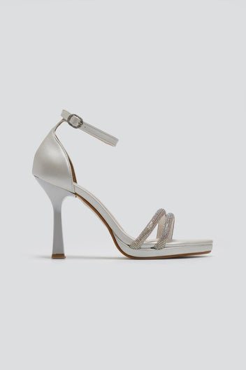 Πέδιλα με διπλή σειρά στρας TFP - Λευκό Πέρλα - thefashionproject.gr - TFP