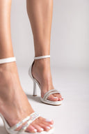 Πέδιλα με διπλή σειρά στρας TFP - Λευκό Πέρλα - thefashionproject.gr - TFP