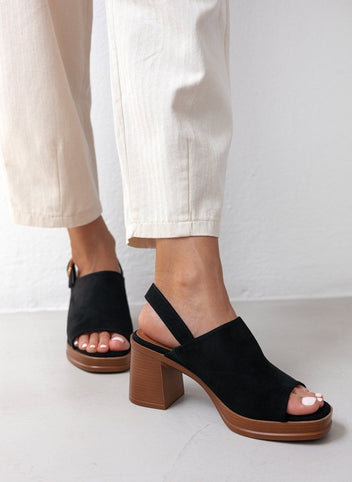 Πέδιλα με φαρδιά χωστή φάσα ERYNN - Μαύρο - thefashionproject.gr - ERYNN
