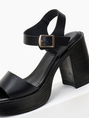 Πέδιλα με φιάπα δερμάτινα tfp - Μαύρο - thefashionproject.gr - TFP