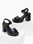 Πέδιλα με φιάπα δερμάτινα tfp - Μαύρο - thefashionproject.gr - TFP