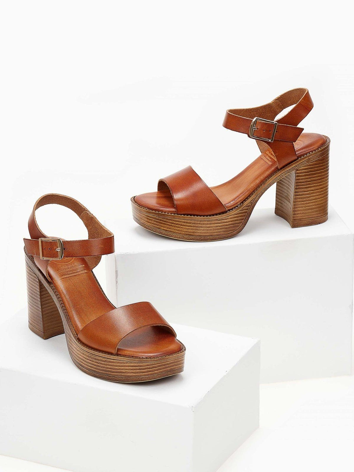 Πέδιλα με φιάπα δερμάτινα tfp - Ταμπά - thefashionproject.gr - TFP