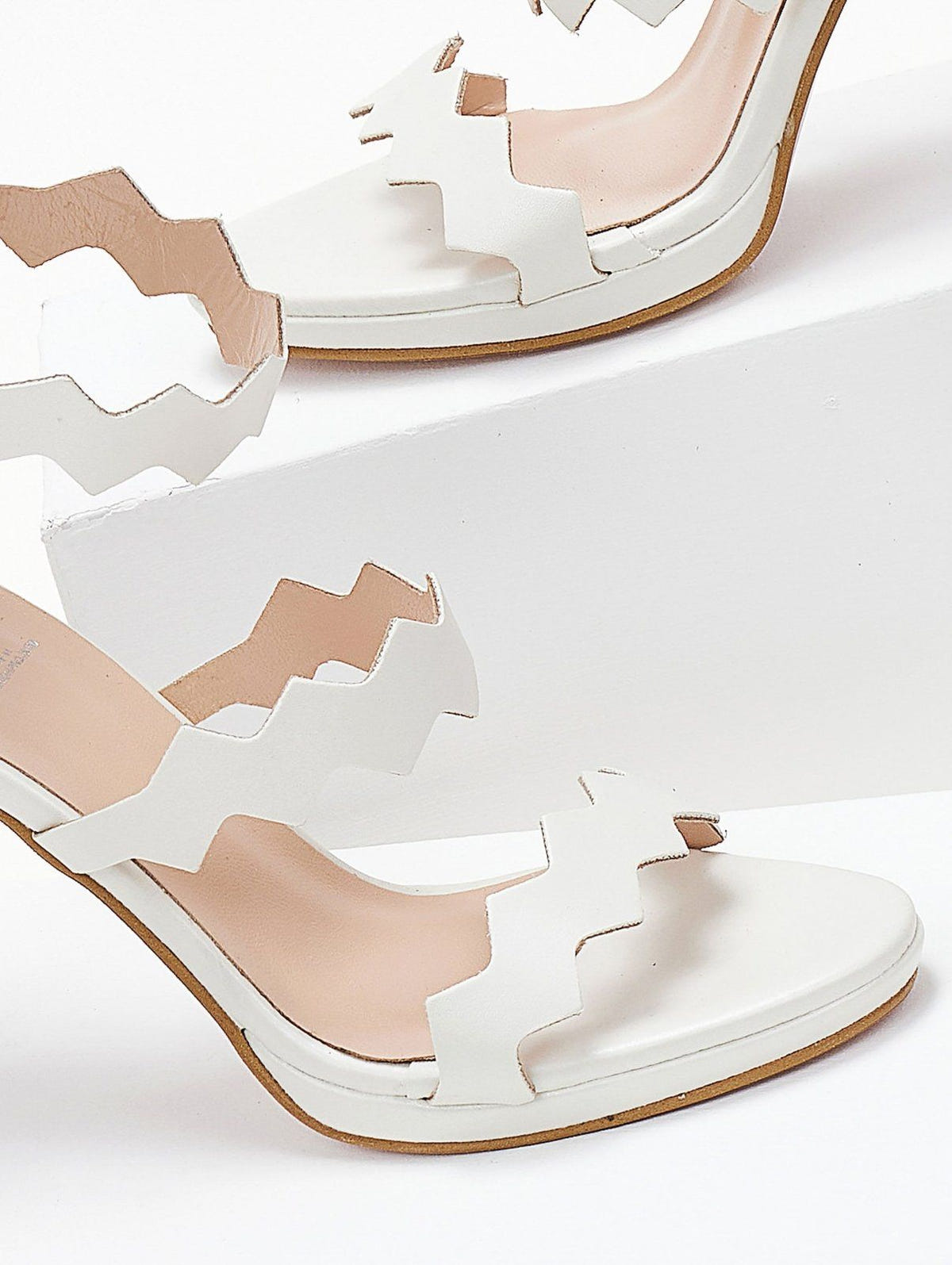 Πέδιλα με φιάπα και φερμουάρ tfp - Λευκό - thefashionproject.gr - TFP