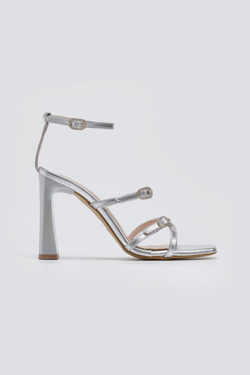 Πέδιλα με λεπτά λουράκια TFP - Ασημί - thefashionproject.gr - TFP