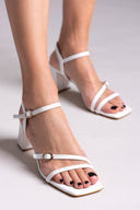 Πέδιλα με λεπτά λουράκια TFP - Λευκό - thefashionproject.gr - TFP