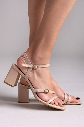 Πέδιλα με λεπτά λουράκια TFP - Nude - thefashionproject.gr - TFP