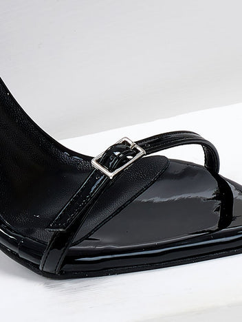 Πέδιλα με λεπτό λουράκι TFP - Μαύρο - thefashionproject.gr - TFP