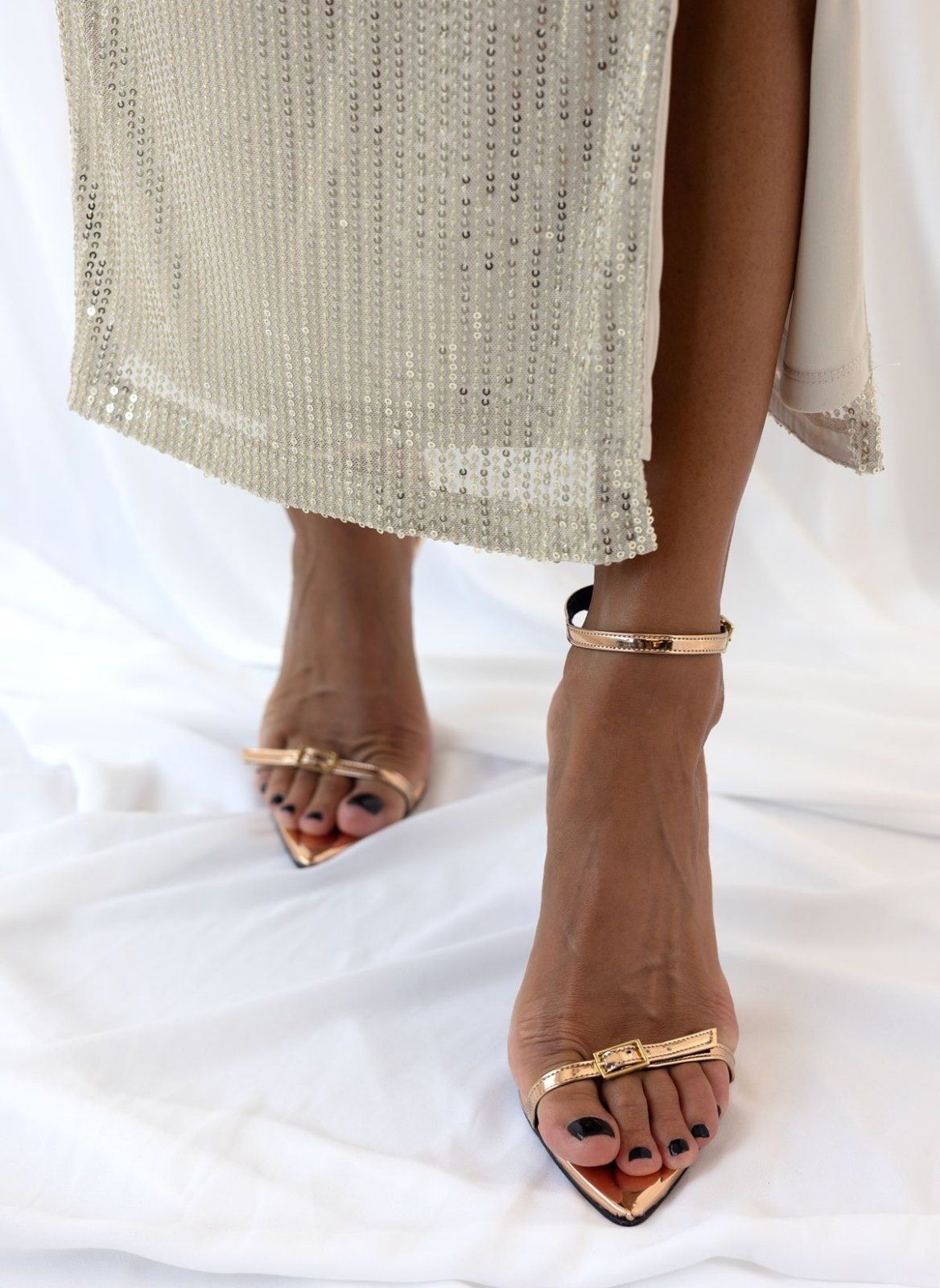 Πέδιλα με λεπτό λουράκι TFP - Χαλκός - thefashionproject.gr - TFP