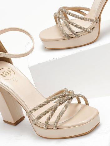 Πέδιλα με μπαρέτα και στρας tfp - Μπεζ - thefashionproject.gr - TFP