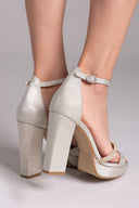 Πέδιλα με μπαρέτα και στρας TFP - Χρυσό - thefashionproject.gr - TFP