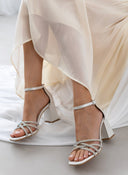Πέδιλα με μπαρέτα και strass TFP - Λευκό - thefashionproject.gr - TFP