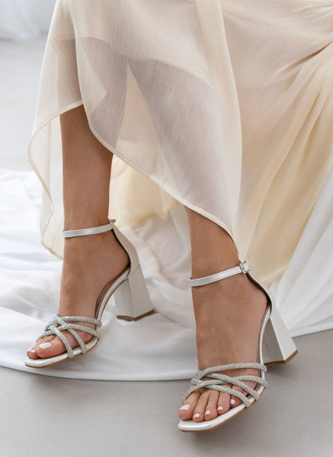 Sandals with Strass Ankle Strap - White