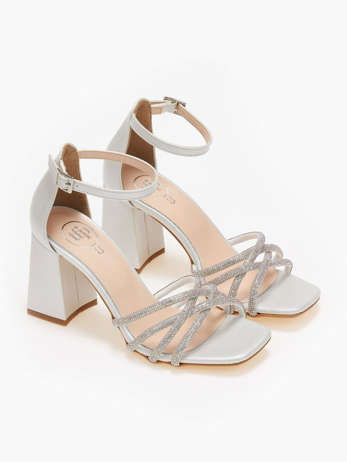 Πέδιλα με μπαρέτα και strass TFP - Λευκό - thefashionproject.gr - TFP